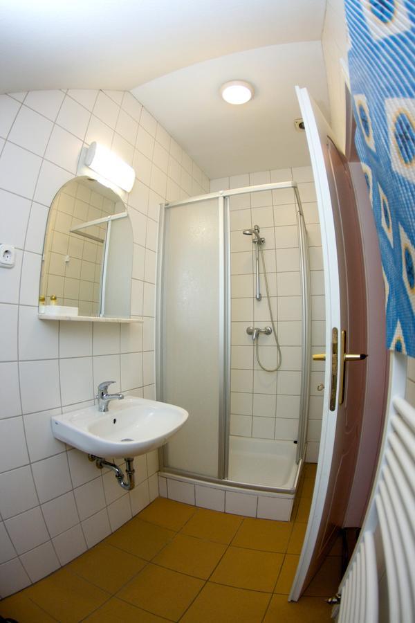 Gilde Panzio Bed & Breakfast *